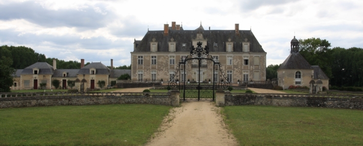 Photo Le Château de Champchevrier - voyage Cléré-les-Pins
