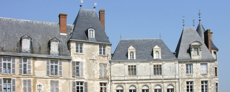 Photo Le Château de Saint Brisson  - voyage Saint-Brisson-sur-Loire
