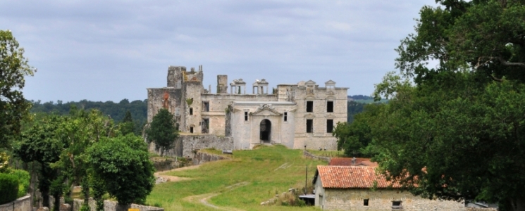 Photo Le château de Gramont - voyage Gramont
