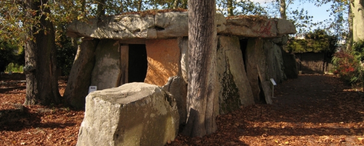 Photo Le Dolmen de Bagneux - voyage Saumur
