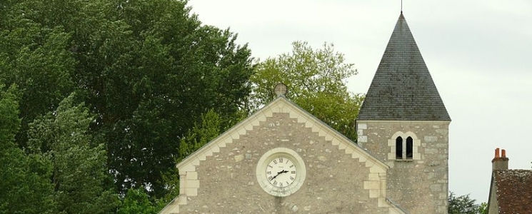 Photo L'église Saint Eloi - voyage Fougères-sur-Bièvre
