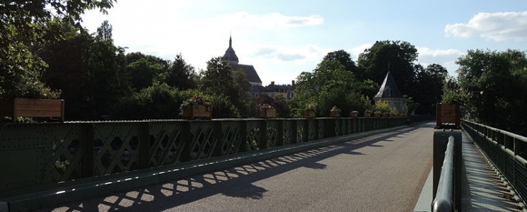 Photo Le Pont sur le Loir - voyage Luché-Pringé
